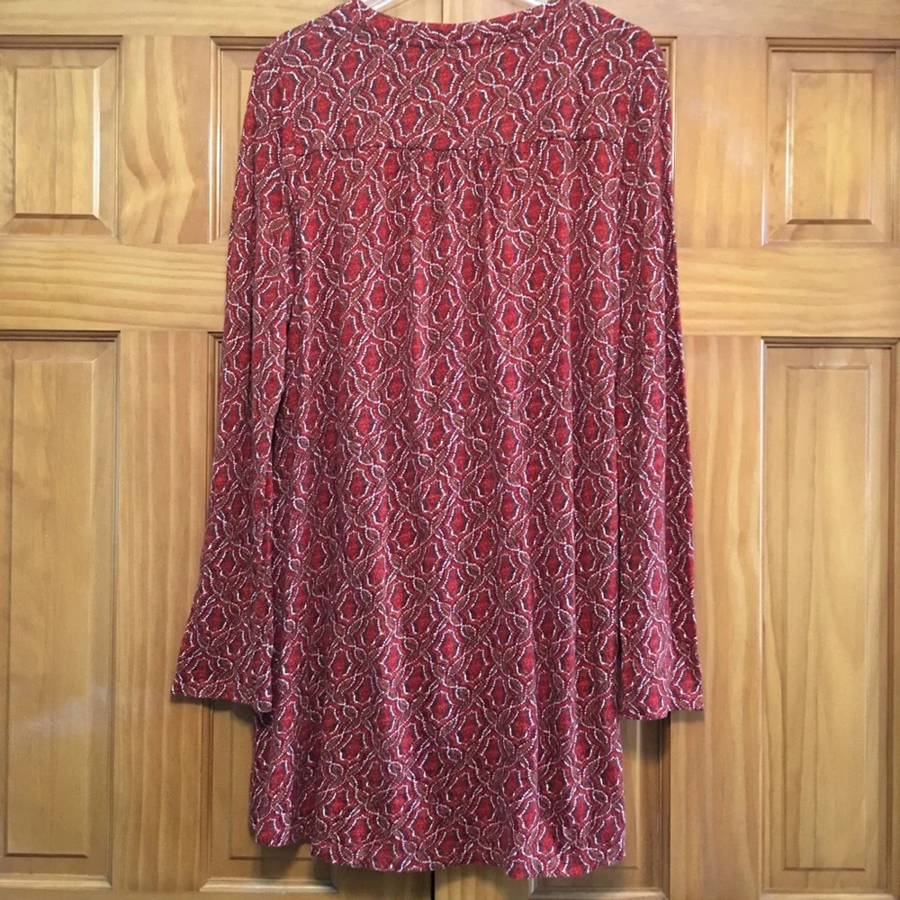 Akemi + Kin Tunic Top - Picture 6 of 8